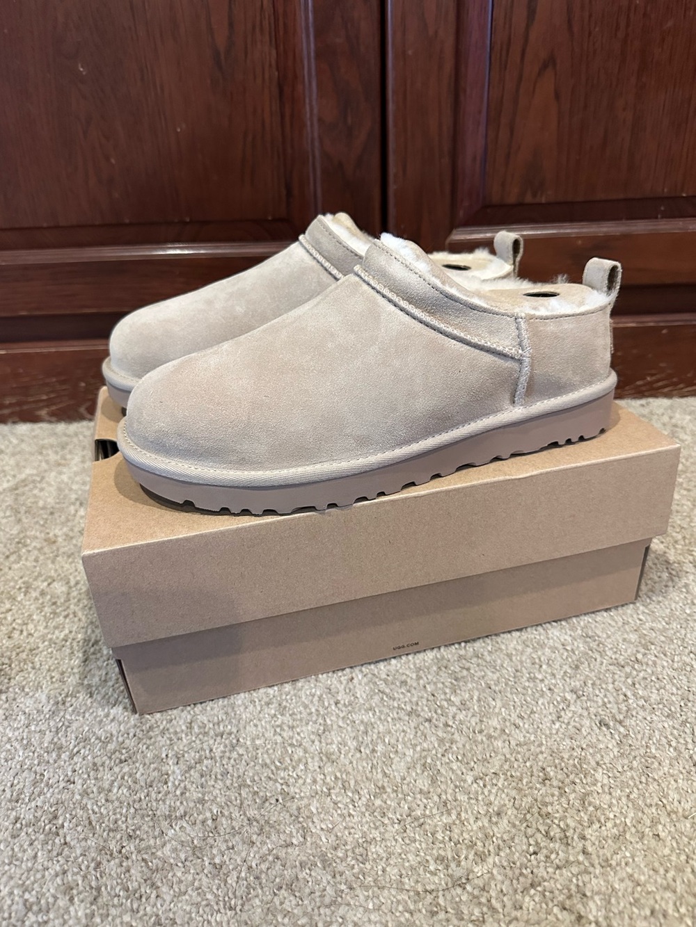 NIB Ugg Classic Micro in Sand sz 8
